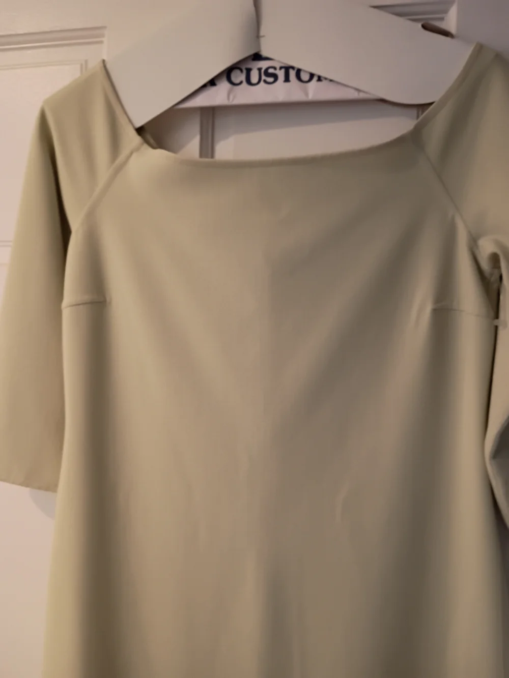 Michael Kors Designer Minimalist Dress In Tender Mint - Picture 3 of 7